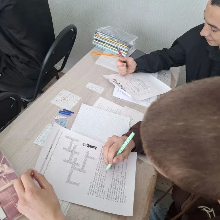 В Красном Луче прошёл Избирательный диктант ко Дню молодого избирателя В Красном Луче прошёл Избирательный диктант ко Дню молодого избирателя