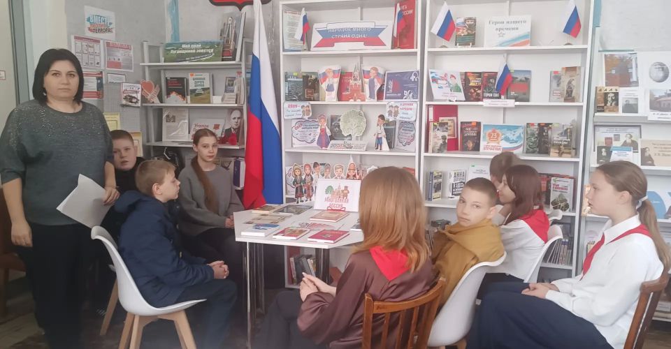 Славяносербский округ принял участие во всероссийской акции «Библионочь» Славяносербский округ принял участие во всероссийской акции «Библионочь»