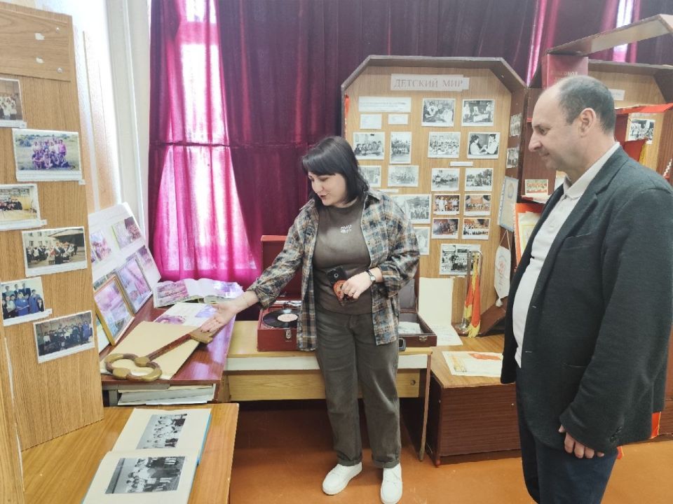 Игорь Рябушкин: Сегодня с огромным удовольствием посетил школьный музей в Марковской гимназии Игорь Рябушкин: Сегодня с огромным удовольствием посетил школьный музей в Марковской гимназии