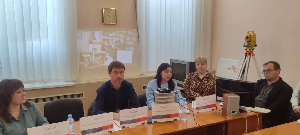 Специалист МБУ «Славяносербская центральная библиотека» приняла участие в II региональном этапе Всероссийской ярмарки трудоустройств «Работа России Специалист МБУ «Славяносербская центральная библиотека» приняла участие в II региональном этапе Всероссийской ярмарки трудоустройств «Работа России