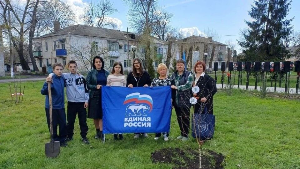 Дубовский активно участвует в Международной акции «Сад Памяти» Дубовский активно участвует в Международной акции «Сад Памяти»