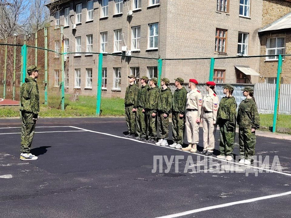 В Стаханове на стадионе «Победа» прошел муниципальный этап Всероссийской военно-патриотической игры «Зарница 2.0.» В Стаханове на стадионе «Победа» прошел муниципальный этап Всероссийской военно-патриотической игры «Зарница 2.0.»