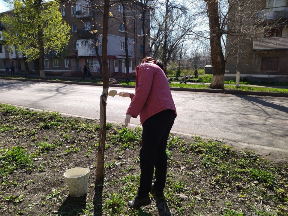 В Суходольске провели городской субботник В Суходольске провели городской субботник