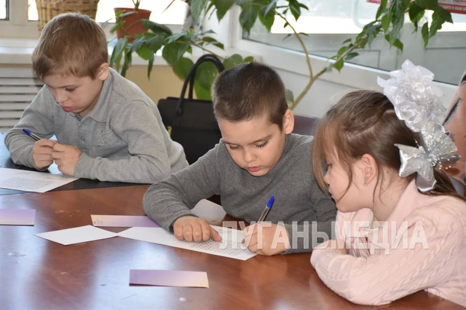 В Первомайске прошла познавательно-развлекательная программа «Космос загадочный и непознанный» В Первомайске прошла познавательно-развлекательная программа «Космос загадочный и непознанный»