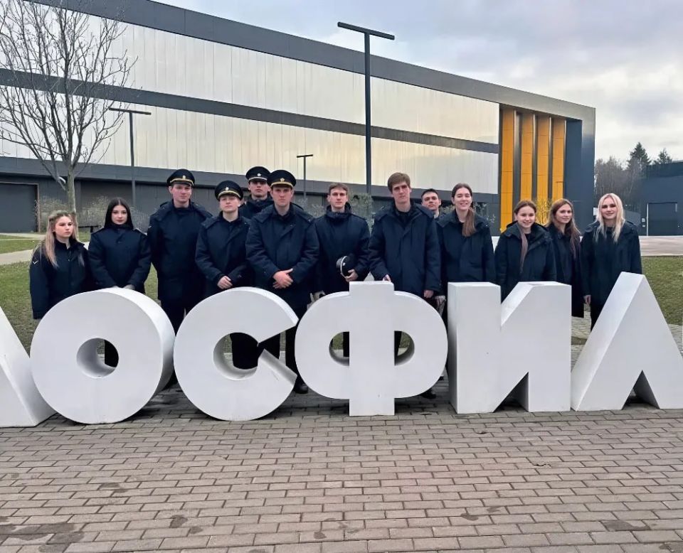 Курсанты Московской академии СК России им. А.Я. Сухарева посетили киностудию «Мосфильм» Курсанты Московской академии СК России им. А.Я. Сухарева посетили киностудию «Мосфильм»