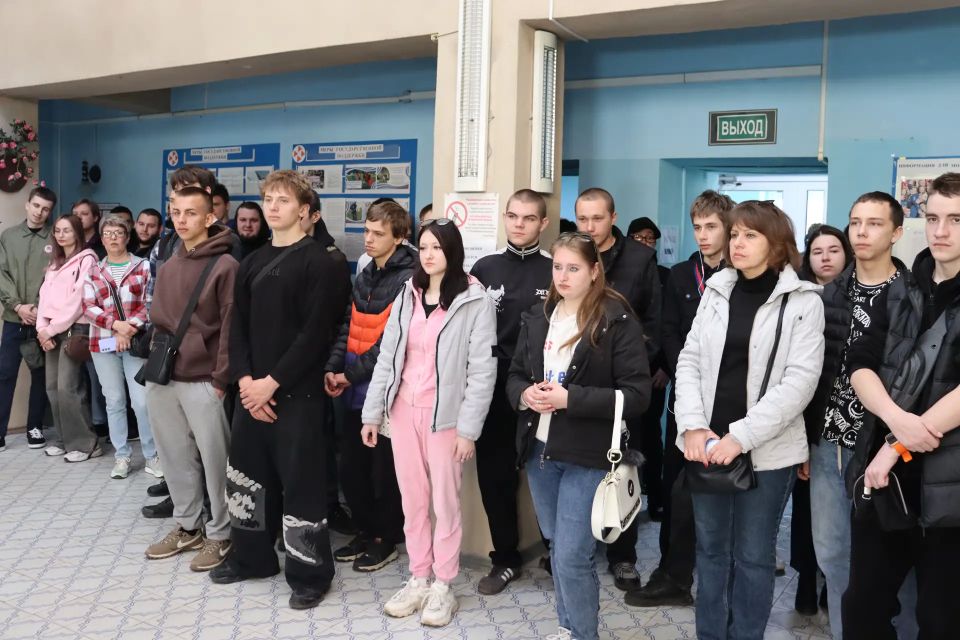 В Стаханове прошёл I этап Всероссийской ярмарки трудоустройства «Работа России В Стаханове прошёл I этап Всероссийской ярмарки трудоустройства «Работа России
