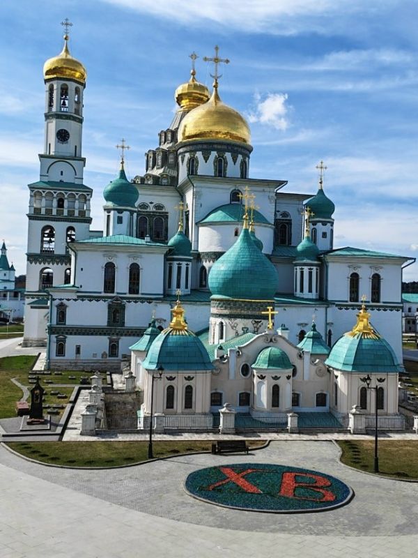 Воскресенский Ново-Иерусалимский монастырь Воскресенский Ново-Иерусалимский монастырь
