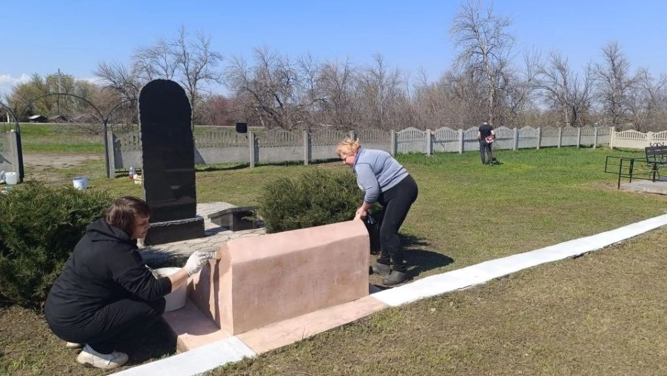 В селе Придорожное провели работы по благоустройству В селе Придорожное провели работы по благоустройству