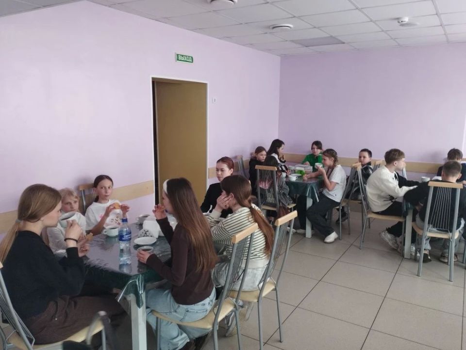 При поддержке Единой России дети из ЛНР отправились на отдых в Кисловодск При поддержке Единой России дети из ЛНР отправились на отдых в Кисловодск