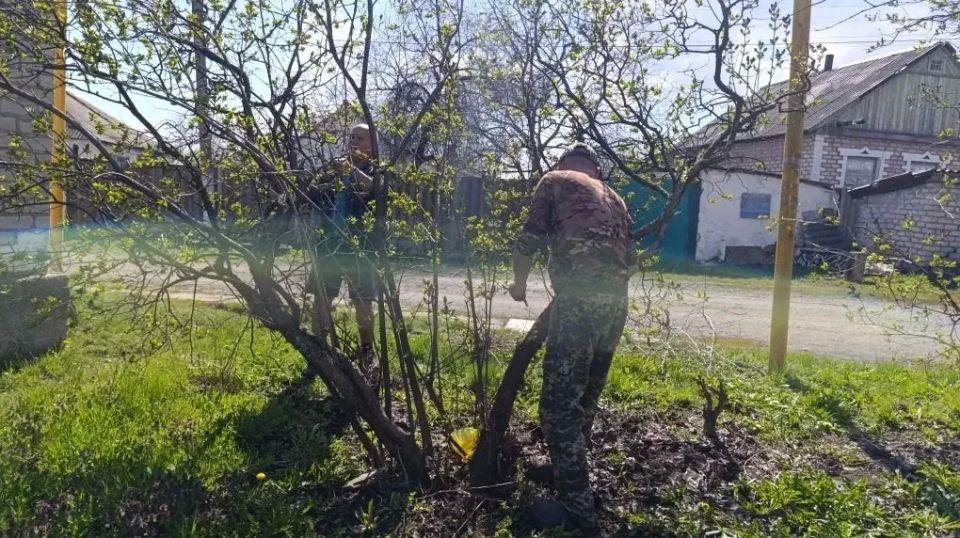 В поселках городского округа прошли субботники В поселках городского округа прошли субботники