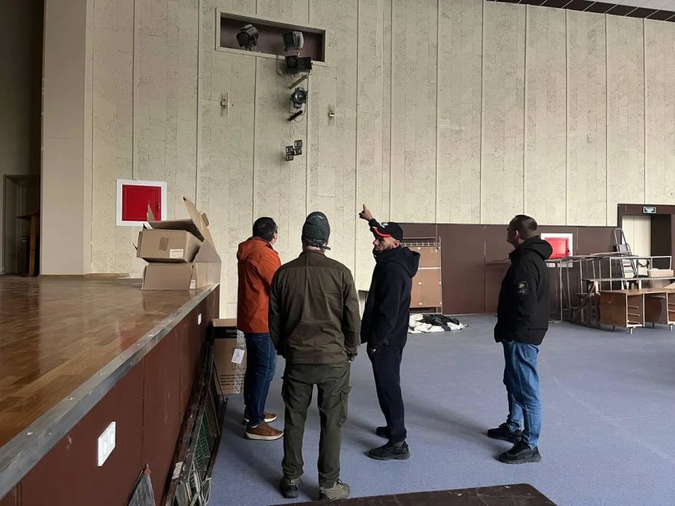 Новый этап капремонта в Марковском районном ДК и Бондаревской гимназии начнется уже на следующей неделе Новый этап капремонта в Марковском районном ДК и Бондаревской гимназии начнется уже на следующей неделе