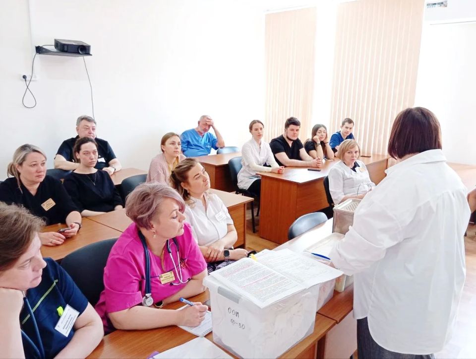 В Луганской городской больнице № 1 прошло врачебное занятие В Луганской городской больнице № 1 прошло врачебное занятие