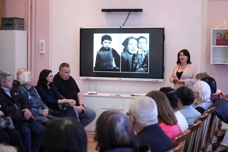 Так будьте счастливы, друзья мои!» В Луганской филармонии с размахом отметили 80-летие Вячеслава Добрынина Так будьте счастливы, друзья мои!» В Луганской филармонии с размахом отметили 80-летие Вячеслава Добрынина