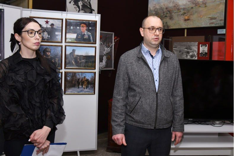 В Свердловском краеведческом музее прошло городское мероприятие, посвящённое памяти жертвам геноцида советского народа, совершенного нацистами и их пособниками в период Великой Отечественной войны 1941–1945 годов В Свердловском краеведческом музее прошло городское мероприятие, посвящённое памяти жертвам геноцида советского народа, совершенного нацистами и их пособниками в период Великой Отечественной войны 1941–1945 годов