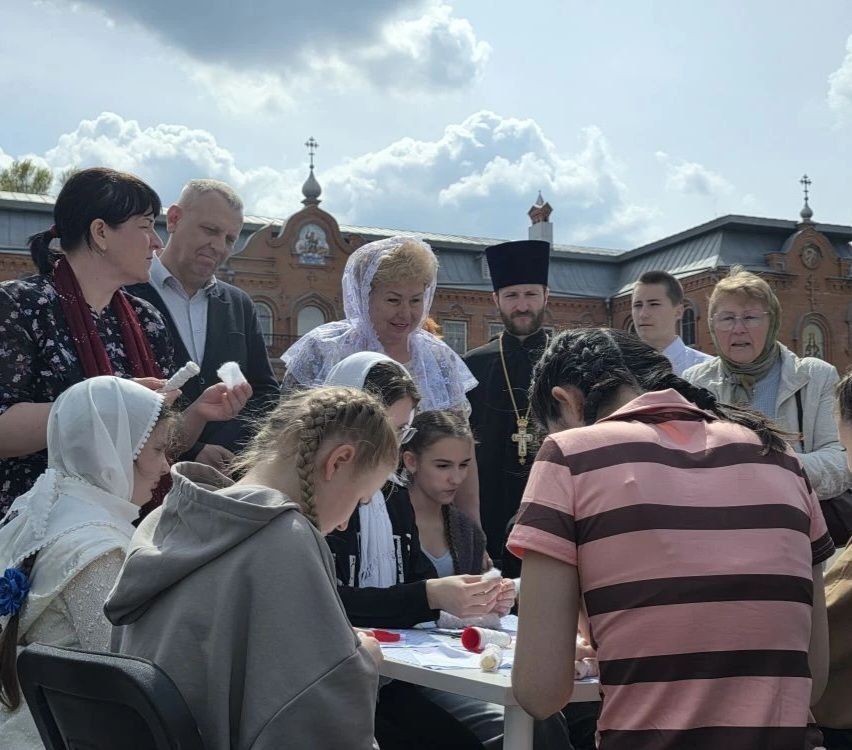 Ольга Бас: Сегодня в рамках открытого городского пасхального форума "Объединяй" я посетила Свято-Владимирский кафедральный собор, чтобы вместе с гостями и жителями нашего города отпраздновать Светлую седмицу Ольга Бас: Сегодня в рамках открытого городского пасхального форума "Объединяй" я посетила Свято-Владимирский кафедральный собор, чтобы вместе с гостями и жителями нашего города отпраздновать Светлую седмицу
