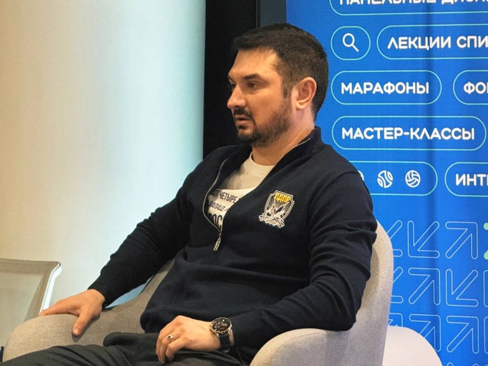 Максим Уваров: «Большое видится издалека» Максим Уваров: «Большое видится издалека»