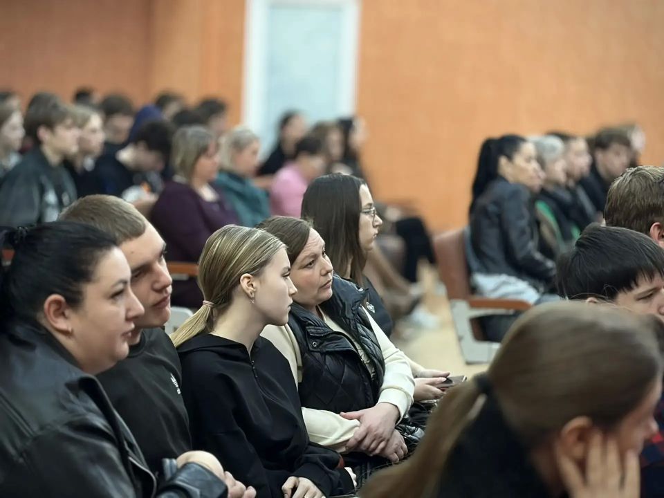 Единый день открытых дверей в Ровеньковскомколледже ЛГПУ: Единый день открытых дверей в Ровеньковскомколледже ЛГПУ: