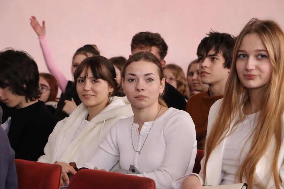 В Стахановском политехе прошёл Единый день открытых дверей «Профессионалитета» В Стахановском политехе прошёл Единый день открытых дверей «Профессионалитета»