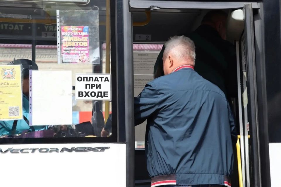 В Северодонецке по народной программе создан новый межмуниципальный автобусный маршрут Северодонецк-Луганск В Северодонецке по народной программе создан новый межмуниципальный автобусный маршрут Северодонецк-Луганск