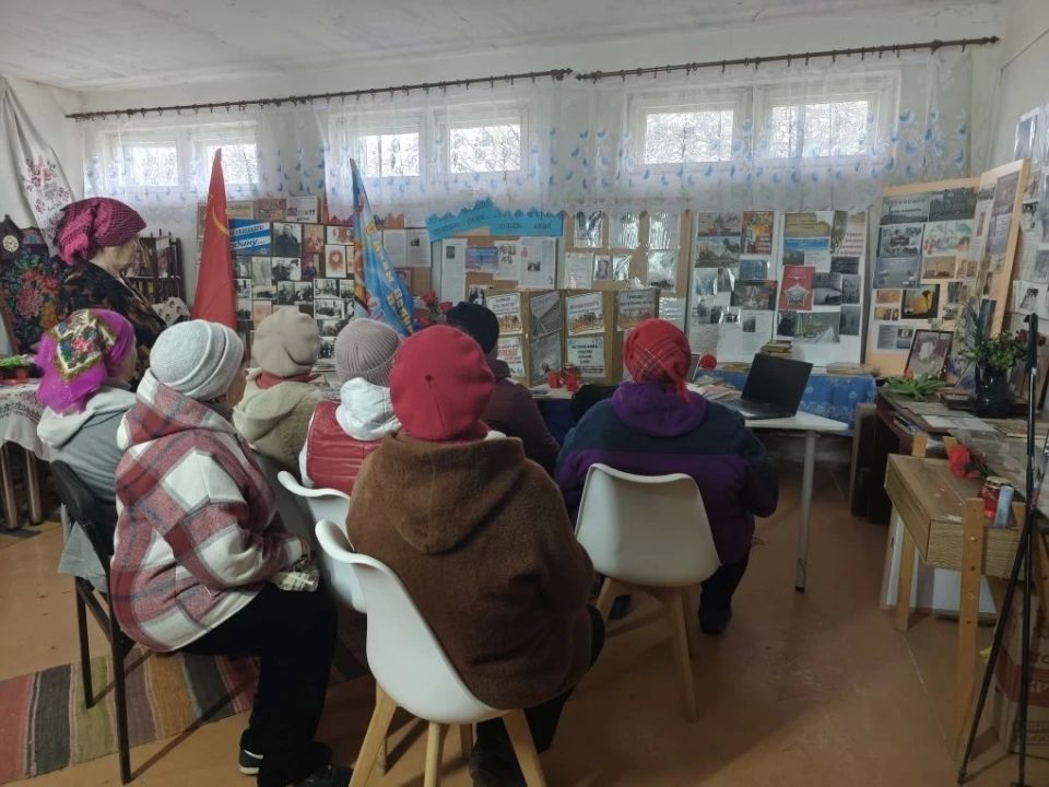 В филиале №13 "Плахо-Петровская библиотека" прошел Час памяти: "Без срока давности" В филиале №13 "Плахо-Петровская библиотека" прошел Час памяти: "Без срока давности"