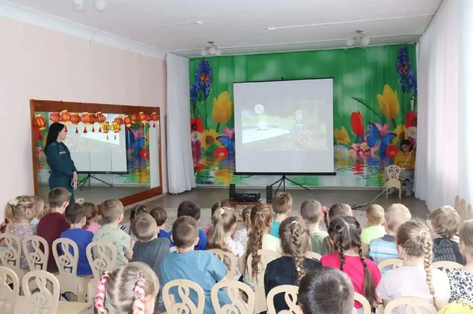 Учимся безопасности с детства Учимся безопасности с детства