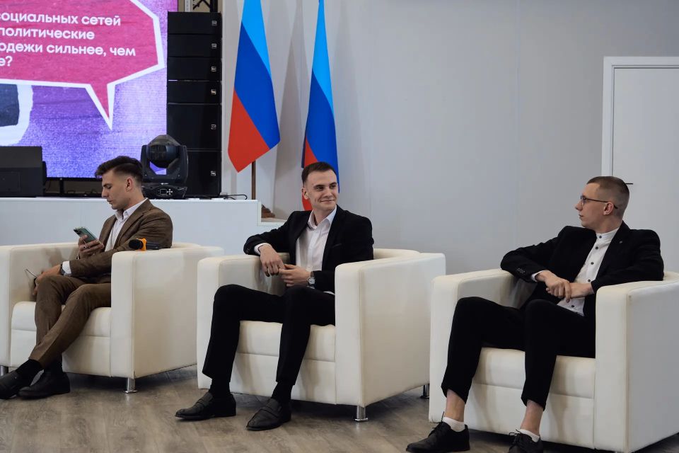 Михаил Голубович: Побывал на республиканском дебатном турнире «Мнение молодежи» Михаил Голубович: Побывал на республиканском дебатном турнире «Мнение молодежи»