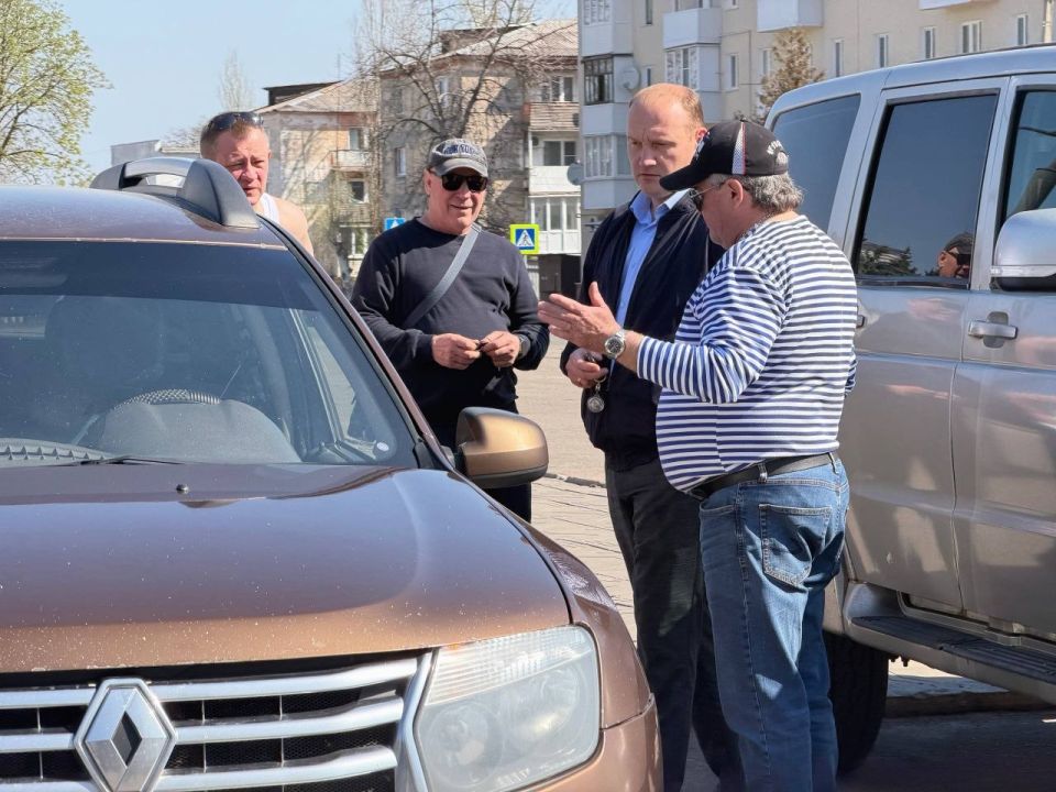 Сергей Колягин: Первомайск с рабочим визитом посетил министр транспорта Калужской области Александр Шпиренко Сергей Колягин: Первомайск с рабочим визитом посетил министр транспорта Калужской области Александр Шпиренко