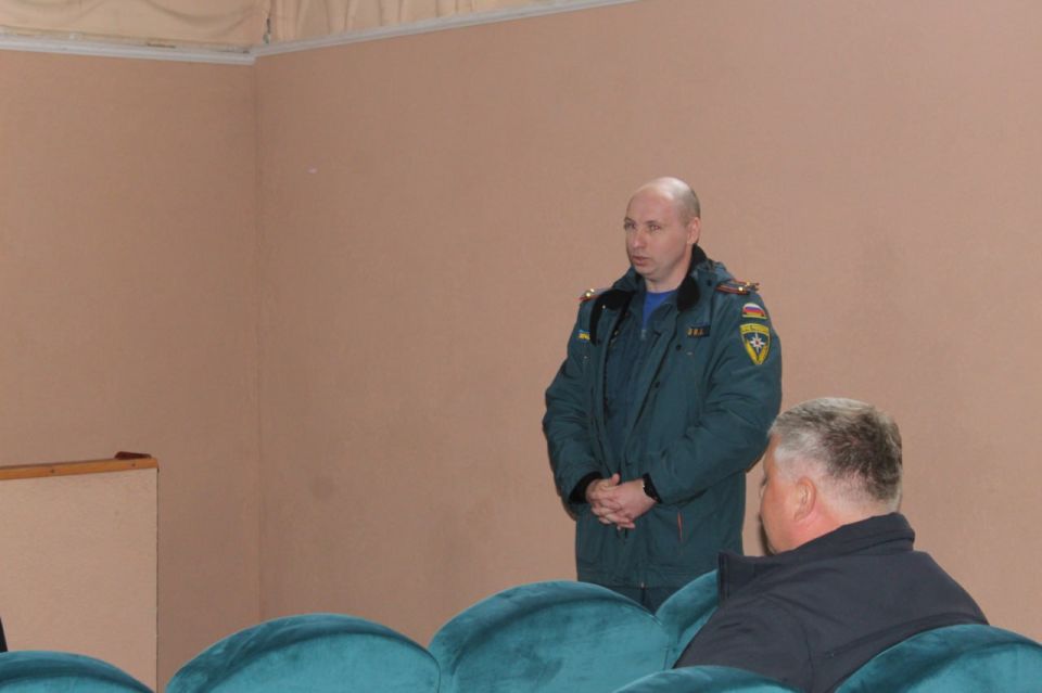Виталий Коваленко: Сегодня первый заместитель Главы администрации Беловодского муниципального округа Наталья Добрицкая провела аппаратное совещание с руководителями учреждений, организаций, предприятий округа и начальниками... Виталий Коваленко: Сегодня первый заместитель Главы администрации Беловодского муниципального округа Наталья Добрицкая провела аппаратное совещание с руководителями учреждений, организаций, предприятий округа и начальниками...
