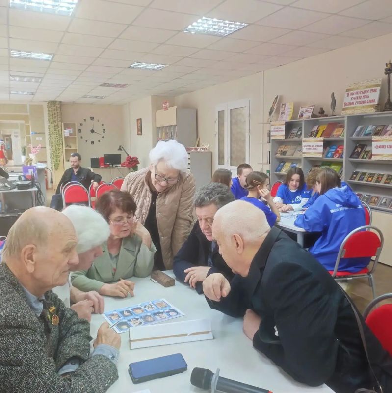 Многоликая душа России. В городской модельной библиотеке #БИБЛИОПРОСПЕКТ царила атмосфера интеллектуального поединка и братского единения Многоликая душа России. В городской модельной библиотеке #БИБЛИОПРОСПЕКТ царила атмосфера интеллектуального поединка и братского единения