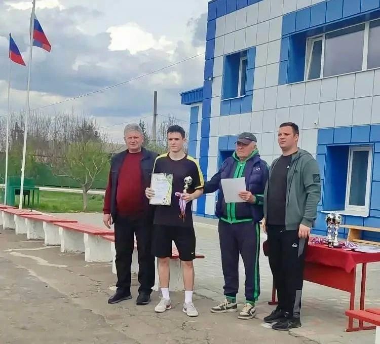 В Меловом состоялся Кубок по мини-футболу, посвященный Дню космонавтики В Меловом состоялся Кубок по мини-футболу, посвященный Дню космонавтики