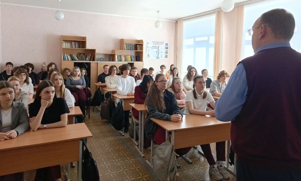 ЕГО ЦИТИРУЮТ ДАЖЕ ТЕ, КТО НЕ СМОТРЕЛ НОВОСТИ ЕГО ЦИТИРУЮТ ДАЖЕ ТЕ, КТО НЕ СМОТРЕЛ НОВОСТИ