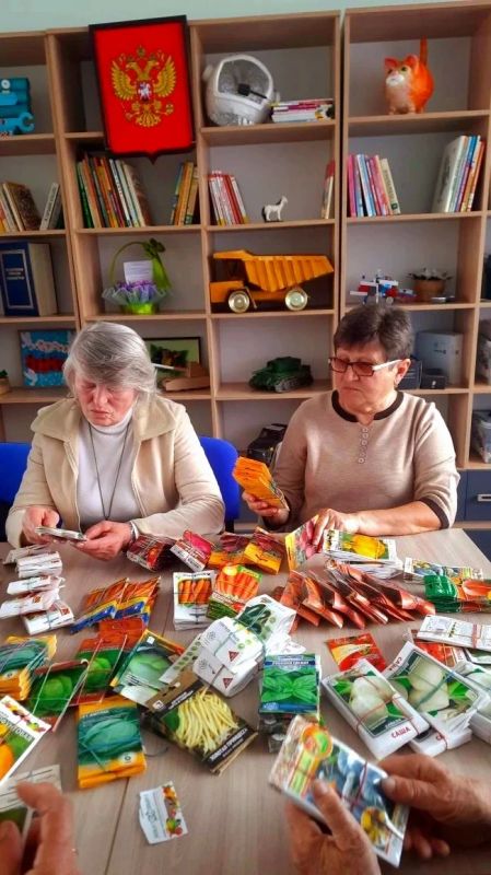 В Беловодском муниципалитете стартовала акция «Выращиваем добро» В Беловодском муниципалитете стартовала акция «Выращиваем добро»