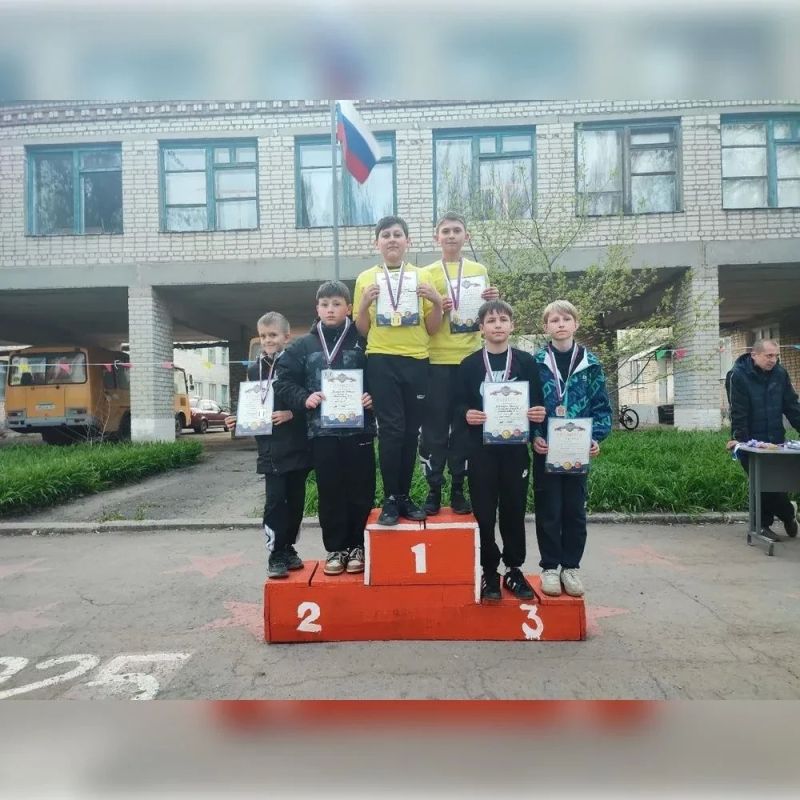 Стахановские спортсмены завоевали 20 медалей на Первенстве ЛНР по спортивному туризму Стахановские спортсмены завоевали 20 медалей на Первенстве ЛНР по спортивному туризму