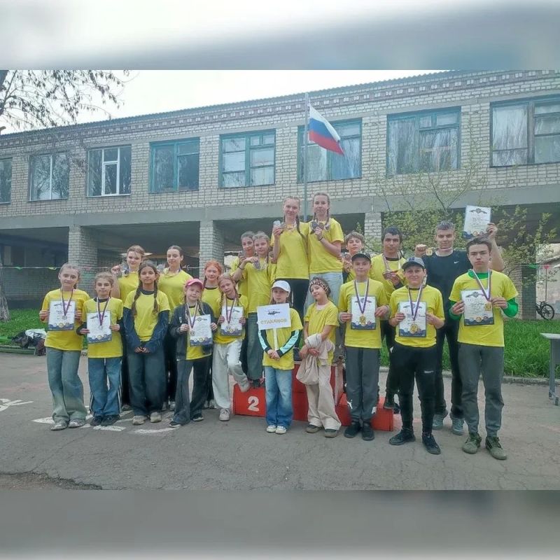 Стахановские спортсмены завоевали 20 медалей на Первенстве ЛНР по спортивному туризму Стахановские спортсмены завоевали 20 медалей на Первенстве ЛНР по спортивному туризму
