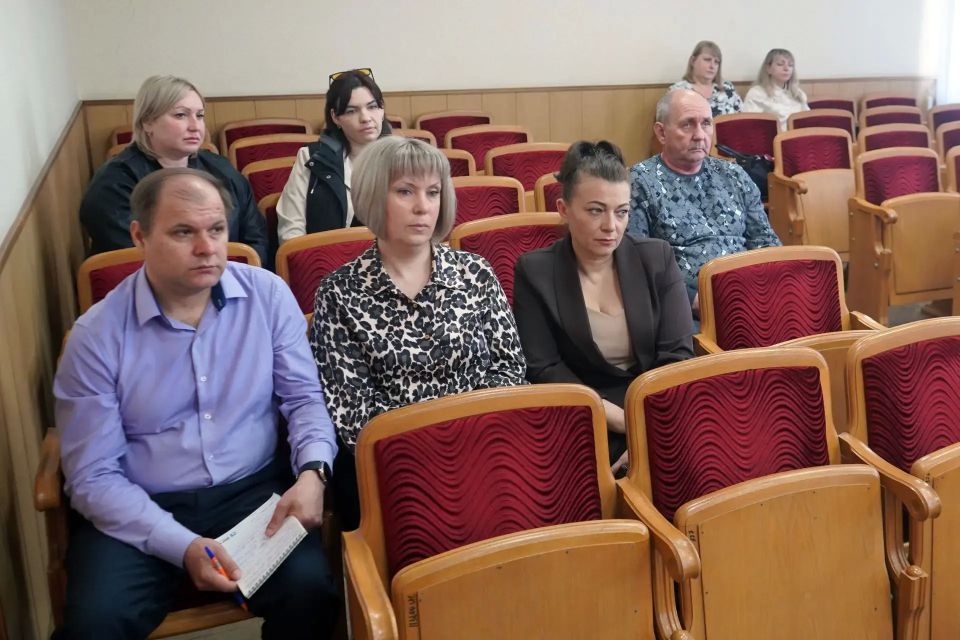Комитет по экономической политике обсудил вопросы развития промышленности и предпринимательства в Свердловском муниципалитете Комитет по экономической политике обсудил вопросы развития промышленности и предпринимательства в Свердловском муниципалитете