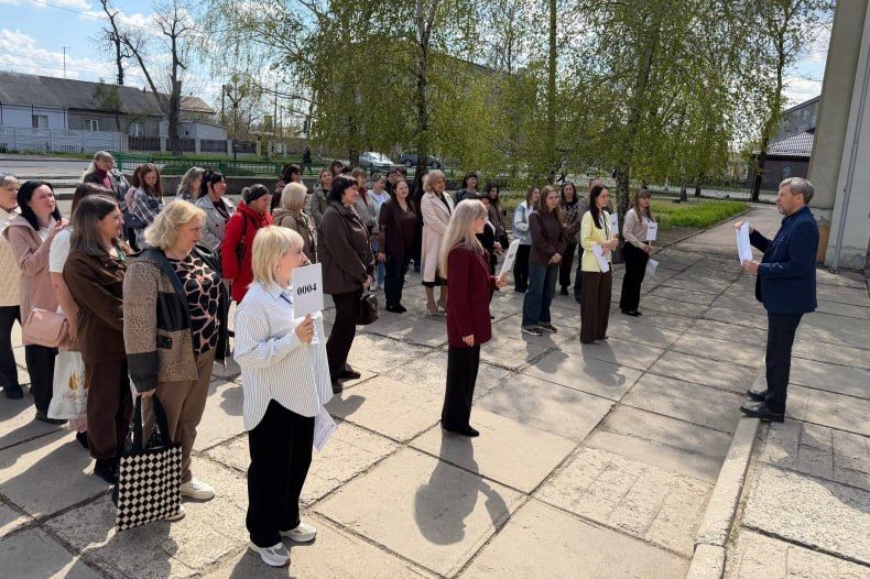 Всероссийская акция «Сдаем вместе. День сдачи ЕГЭ родителями» состоялась в Свердловске Всероссийская акция «Сдаем вместе. День сдачи ЕГЭ родителями» состоялась в Свердловске
