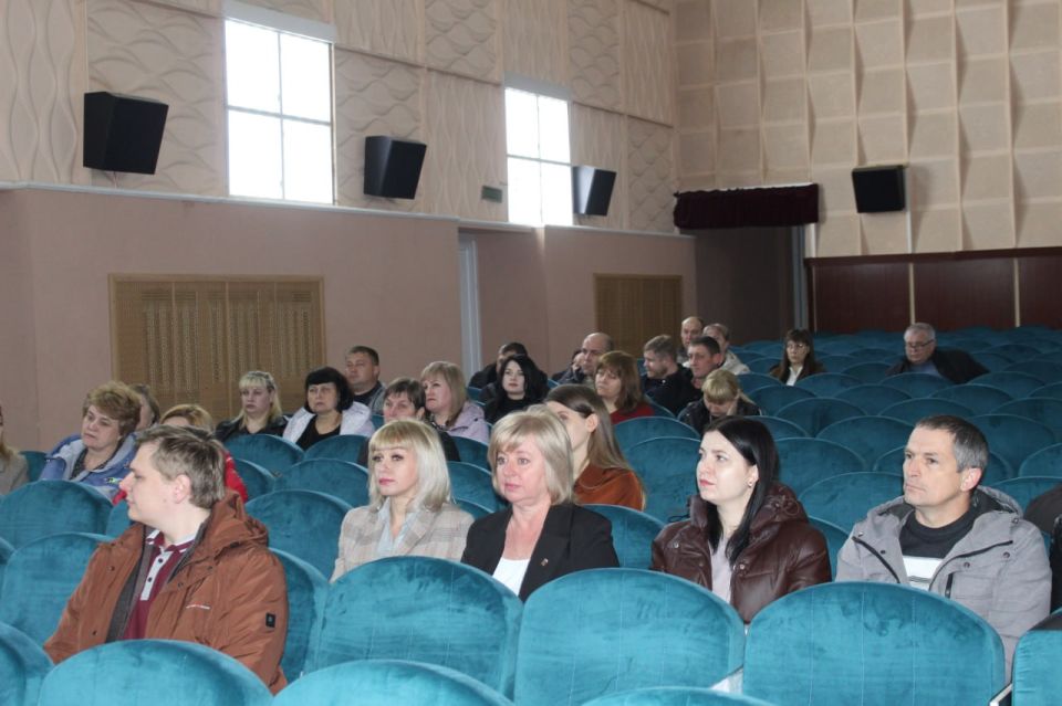 Виталий Коваленко: Сегодня первый заместитель Главы администрации Беловодского муниципального округа Наталья Добрицкая провела аппаратное совещание с руководителями учреждений, организаций, предприятий округа и начальниками... Виталий Коваленко: Сегодня первый заместитель Главы администрации Беловодского муниципального округа Наталья Добрицкая провела аппаратное совещание с руководителями учреждений, организаций, предприятий округа и начальниками...