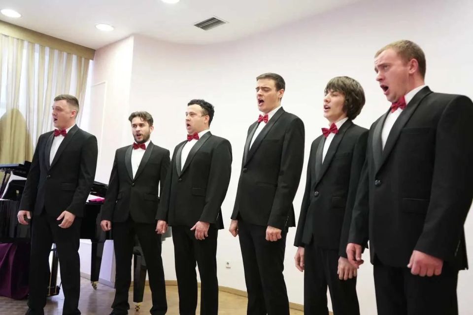 В Луганской филармонии прошел концерт «Портрет В. Даля в музыкальных образах» В Луганской филармонии прошел концерт «Портрет В. Даля в музыкальных образах»