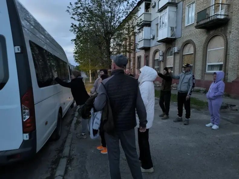 Сегодня в Лисичанске стартовала первая отправка граждан на военную службу в рамках весеннего призыва - 2026 Сегодня в Лисичанске стартовала первая отправка граждан на военную службу в рамках весеннего призыва - 2026