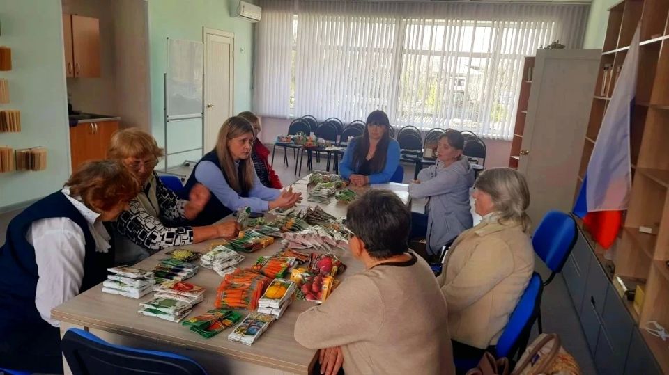В Беловодском муниципалитете стартовала акция «Выращиваем добро» В Беловодском муниципалитете стартовала акция «Выращиваем добро»