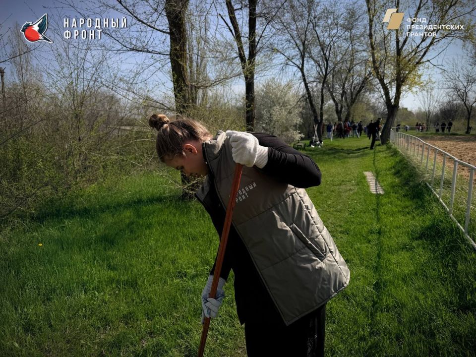 Молодёжка НФ за чистоту и порядок! Молодёжка НФ за чистоту и порядок!
