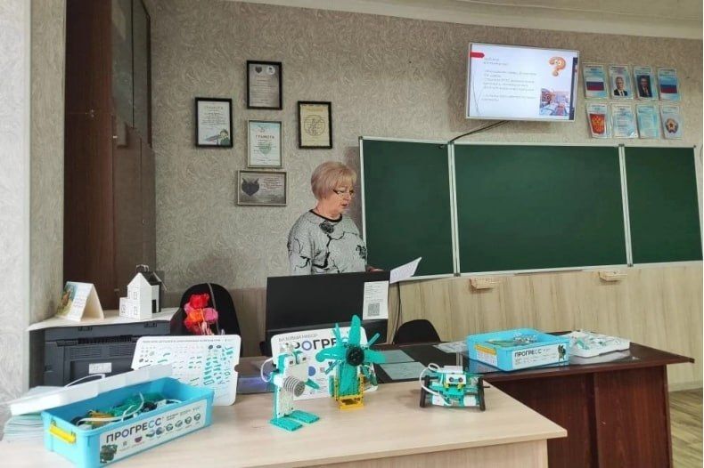 В Свердловске прошло муиципальное методическое объединение учителей технологии В Свердловске прошло муиципальное методическое объединение учителей технологии