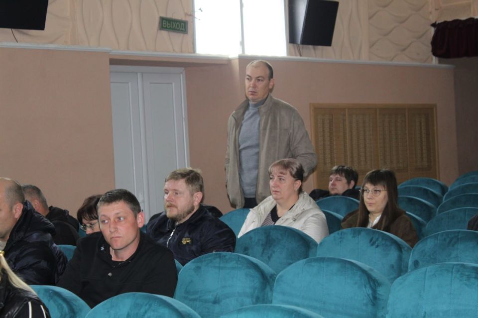 Виталий Коваленко: Сегодня первый заместитель Главы администрации Беловодского муниципального округа Наталья Добрицкая провела аппаратное совещание с руководителями учреждений, организаций, предприятий округа и начальниками... Виталий Коваленко: Сегодня первый заместитель Главы администрации Беловодского муниципального округа Наталья Добрицкая провела аппаратное совещание с руководителями учреждений, организаций, предприятий округа и начальниками...