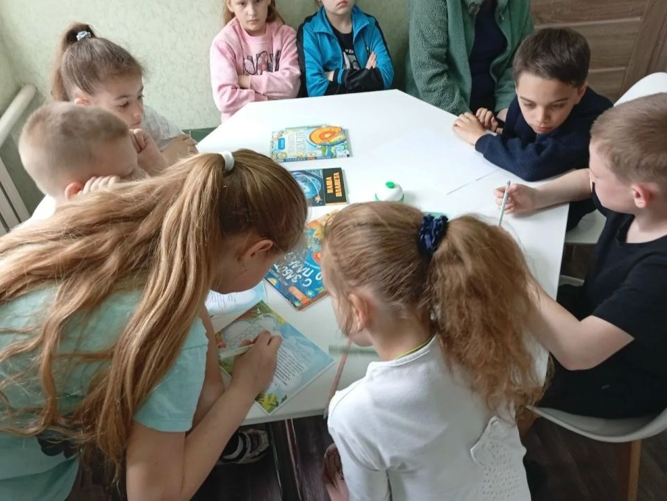 В Лутугинской Районной библиотеке для детей прошла квест-игра «Голос природы» В Лутугинской Районной библиотеке для детей прошла квест-игра «Голос природы»