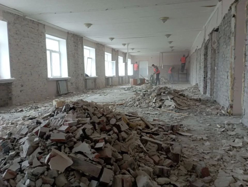 В Луганске появится ещё один молодёжный центр В Луганске появится ещё один молодёжный центр