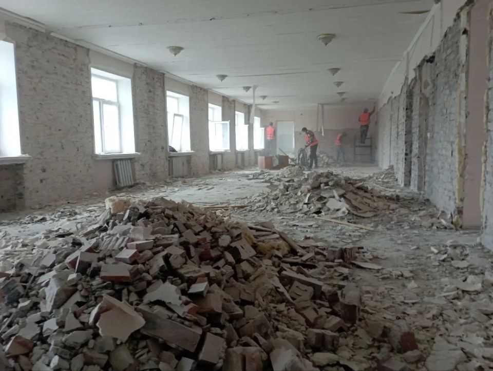 В Луганске появится еще один современный молодежный центр В Луганске появится еще один современный молодежный центр