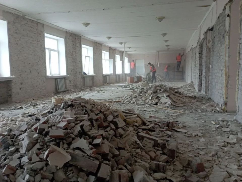 В Луганске появится еще один современный молодежный центр В Луганске появится еще один современный молодежный центр