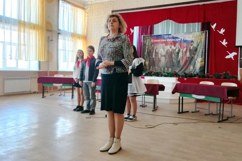 В Червонопартизанской СШ №1 открыли четыре Парты Героя В Червонопартизанской СШ №1 открыли четыре Парты Героя