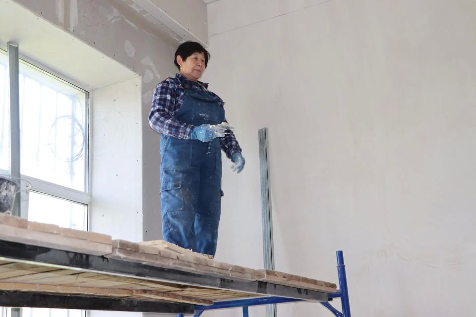 В Городском центре культуры и досуга г. Ирмино продолжается модернизация в рамках нацпроекта «Семья» В Городском центре культуры и досуга г. Ирмино продолжается модернизация в рамках нацпроекта «Семья»