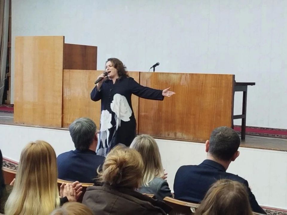 21 апреля в России традиционно отмечается профессиональный праздник – День местного самоуправления 21 апреля в России традиционно отмечается профессиональный праздник – День местного самоуправления